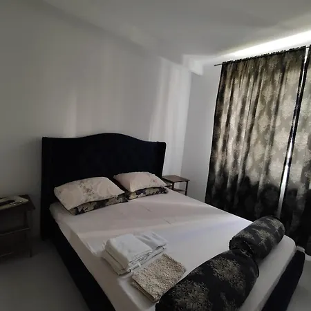 Apartament Krim -2camere Apartment *